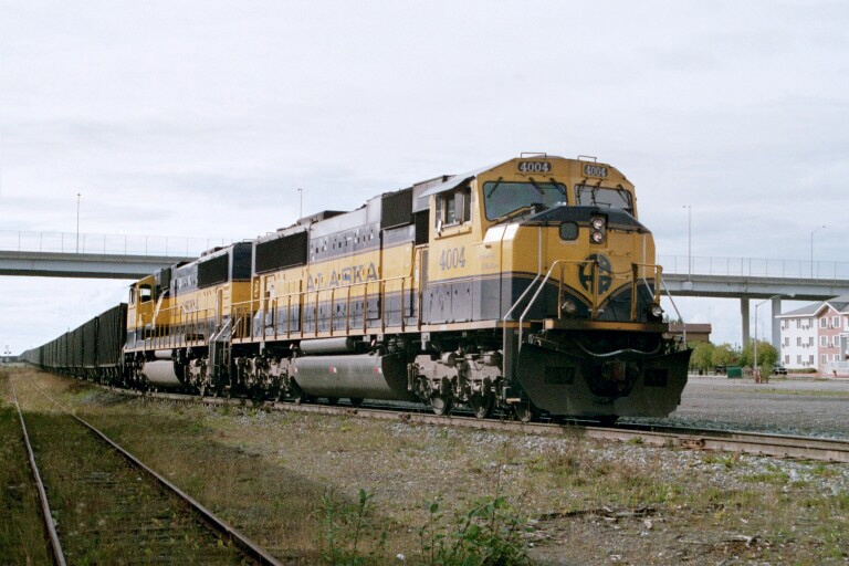 SD70MAC freight in Anchorage