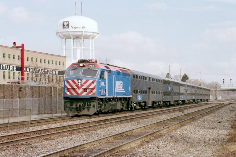 Metra at Naperville, IL