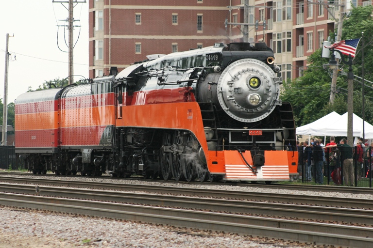 Southern Pacific 4449 at Franklin Park, IL