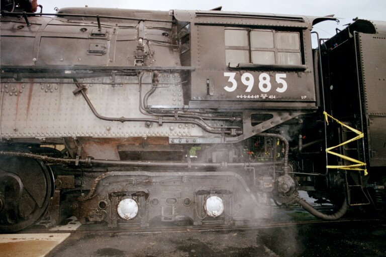 Union Pacific 3985 at West Chicago, IL