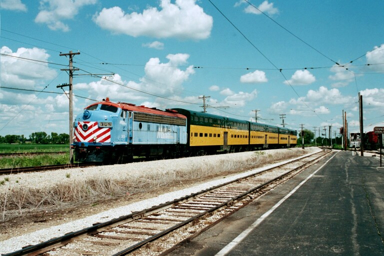 Metra 305