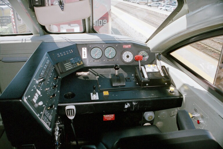 Metra cab