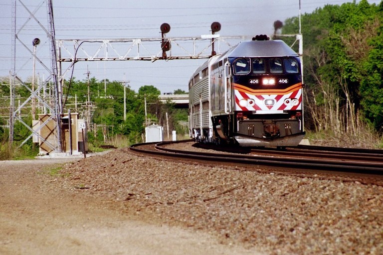 Metra 406 at Lisle, IL