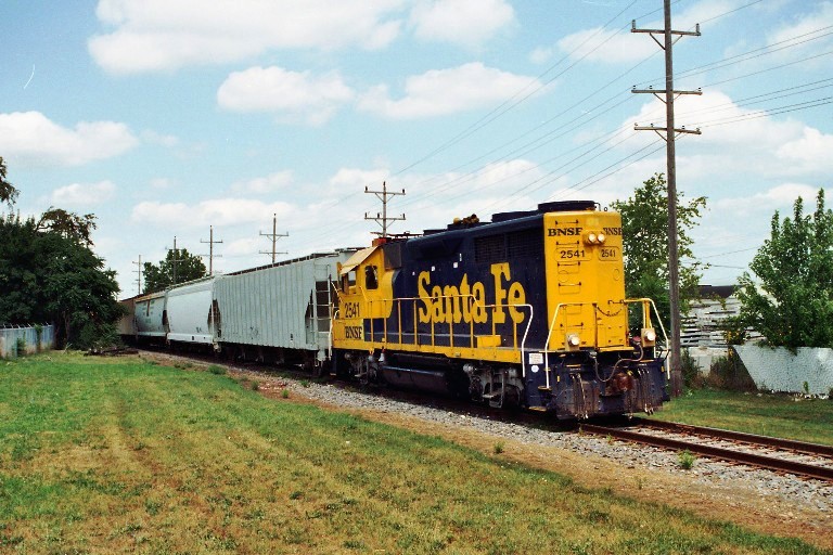 Burlington Northern Santa Fe at Aurora, IL