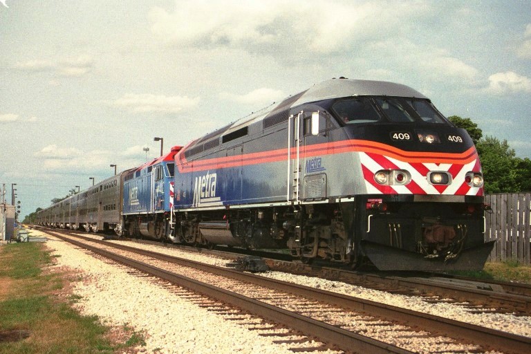 Metra 409 at Mokena, IL