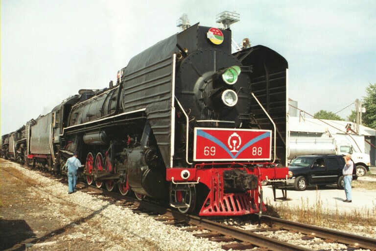 QJ 6988 at Geneseo, IL