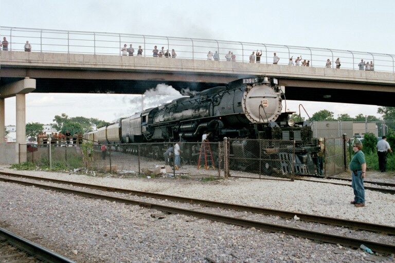 Union Pacific 3985 at West Chicago, IL